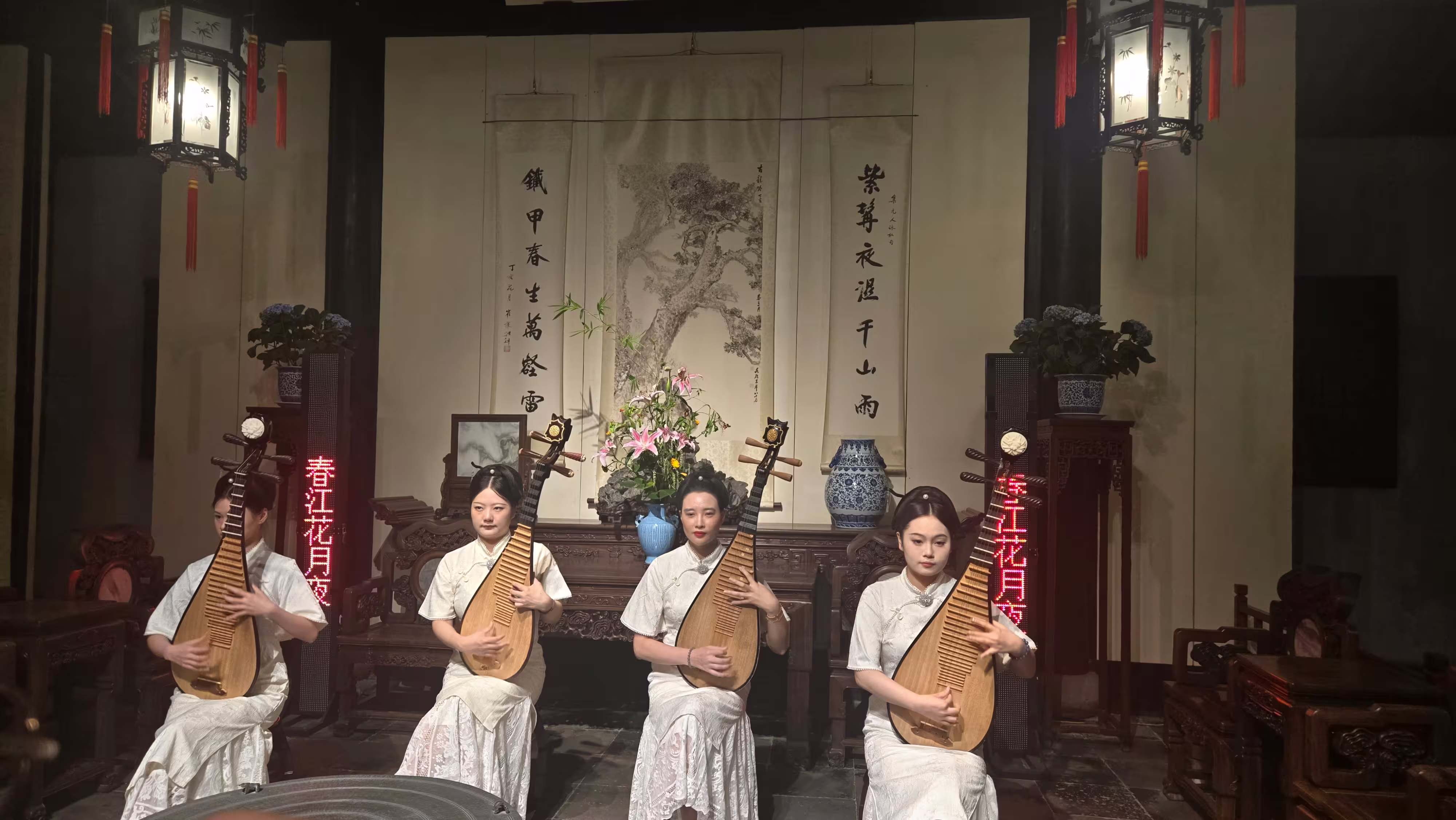 万卷堂-春江花月夜